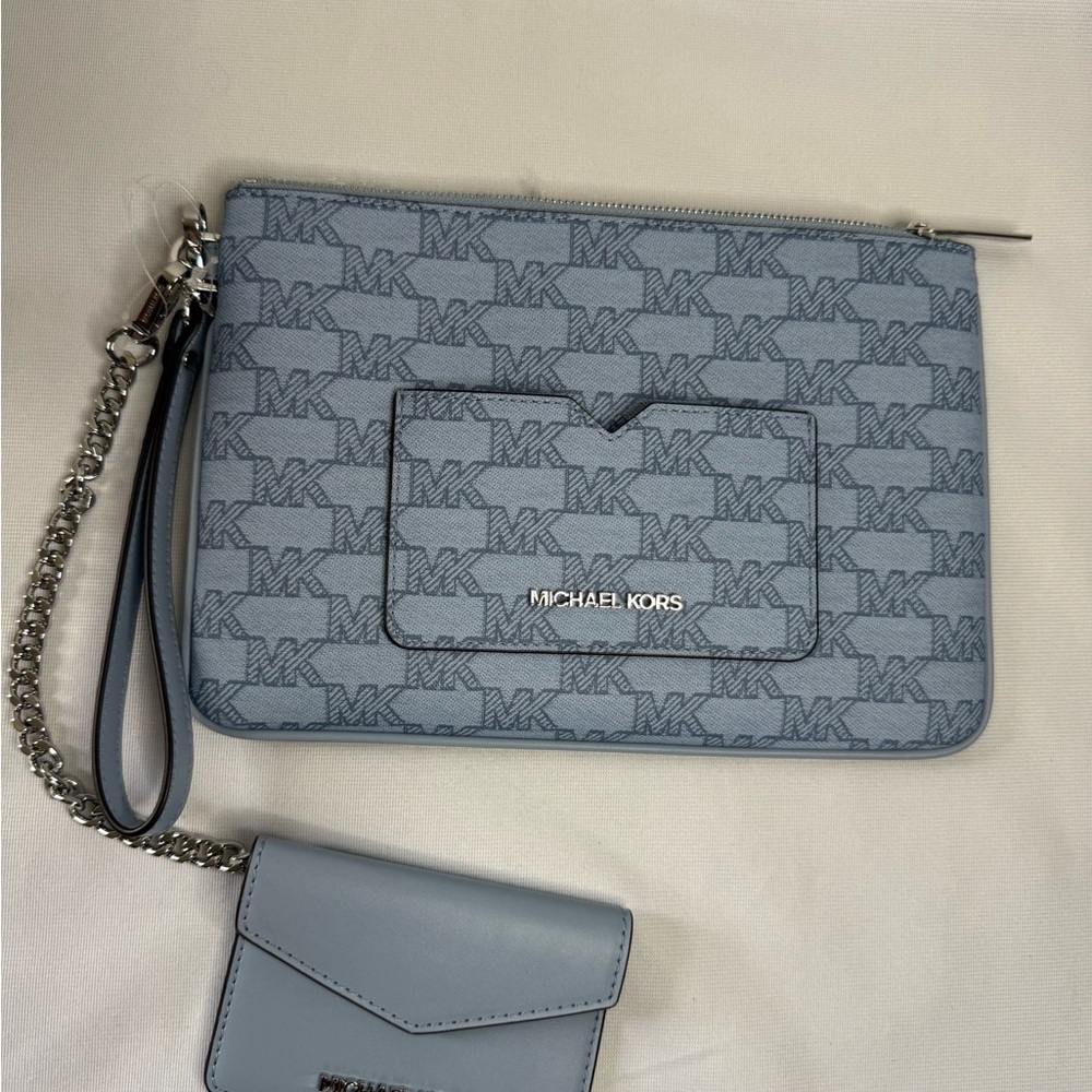 NWT $298 Michael Kors Jet Set Wristlet & coin pouch 2 in 1